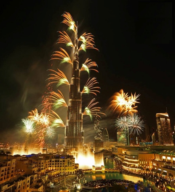 Burj Khalifa Fireworks 2023 Celebrates On New Years Eve 2022